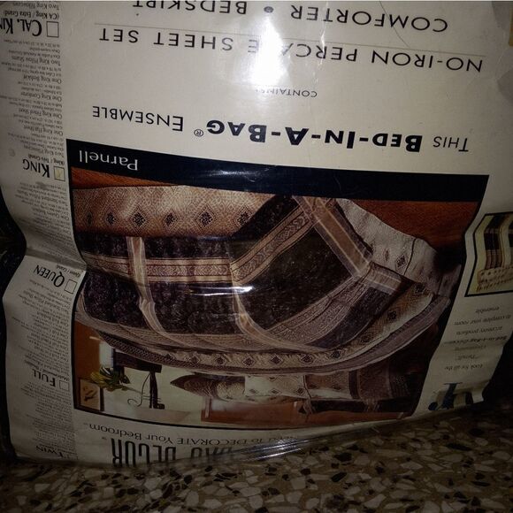 Bed sheet set (comforter not included) - Picture 6 of 10